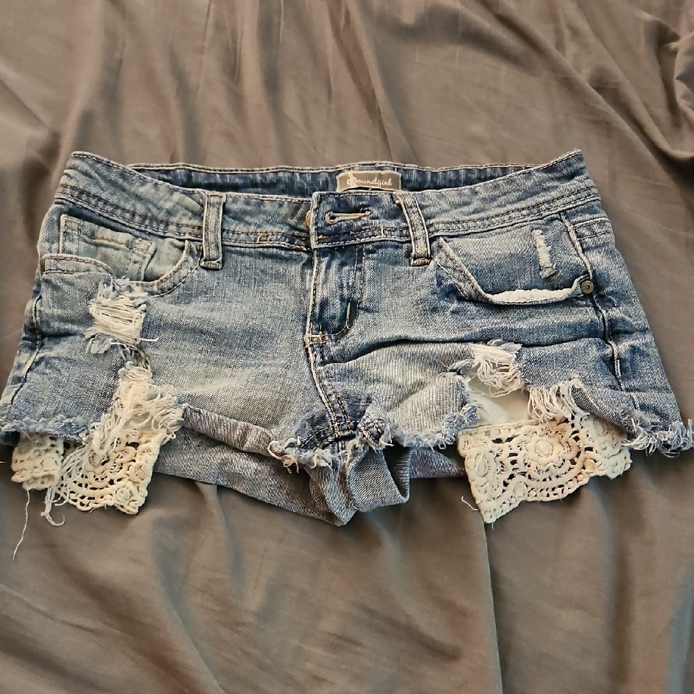 Size 7 Soundgirl Distressed Denim Shorts with Lace Trim